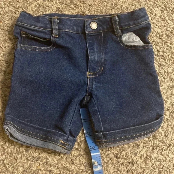 Calvin Klein toddler blue denim shorts | size 4T UNISEX - Picture 6 of 8